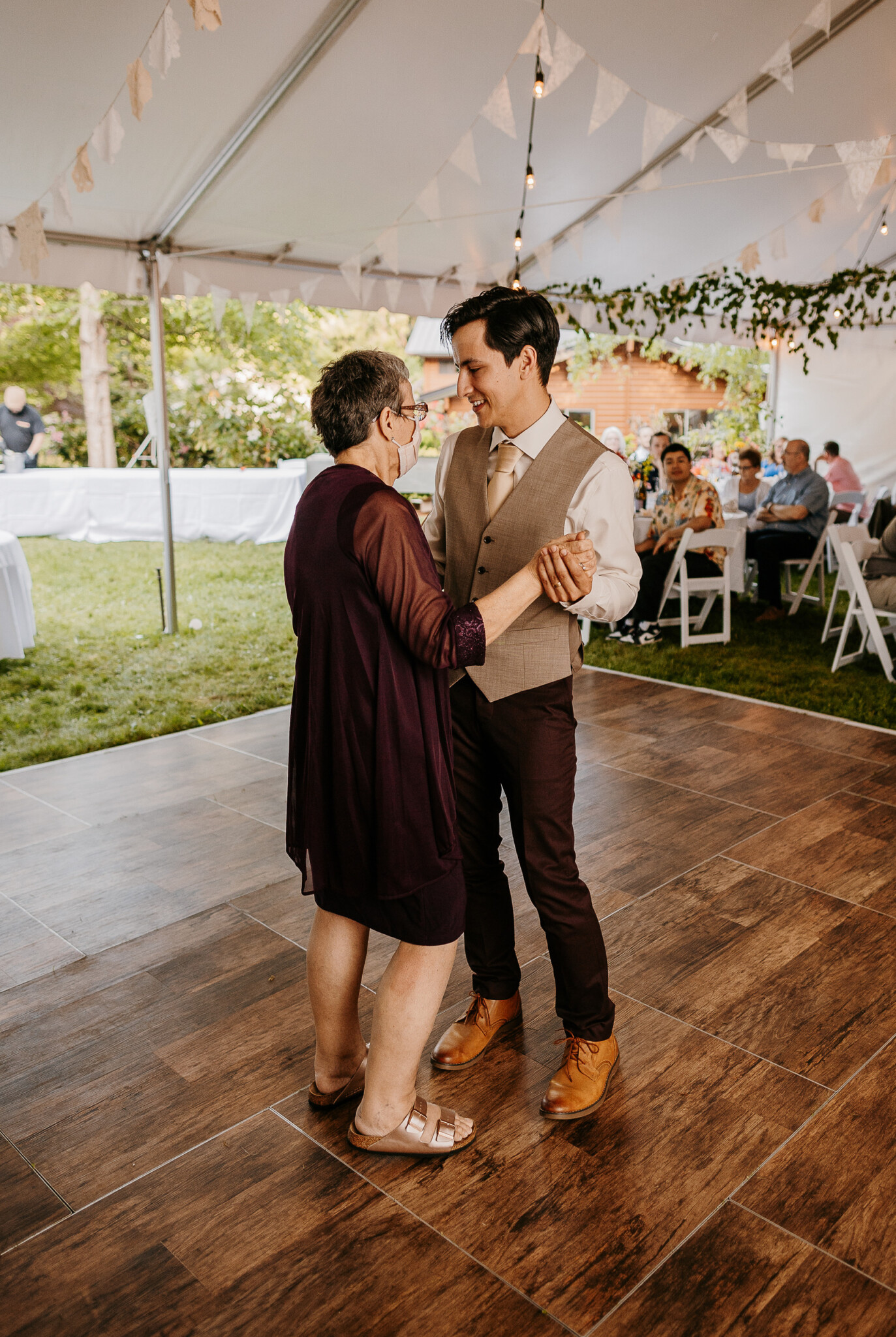 Scenic Beach State Park Wedding. Kastle H Photography LLC. Sara and Steven. Scenic Beach State Park Silverdale, WA